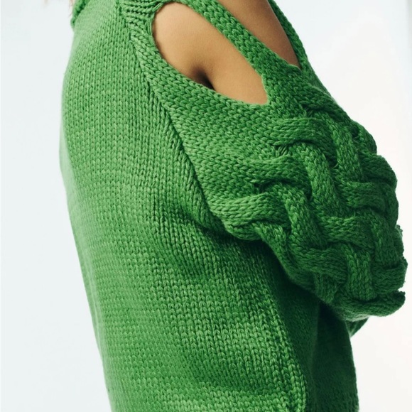 Anthropologie Braided Cardigan Sweater Cutout Sleeve Green One Size
NWT $140 - Picture 4 of 10